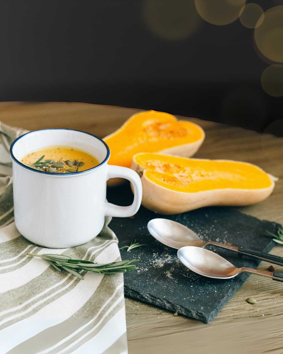 Ontario apples are now in season- crisp, fresh, and perfect for quick weeknight dinners.